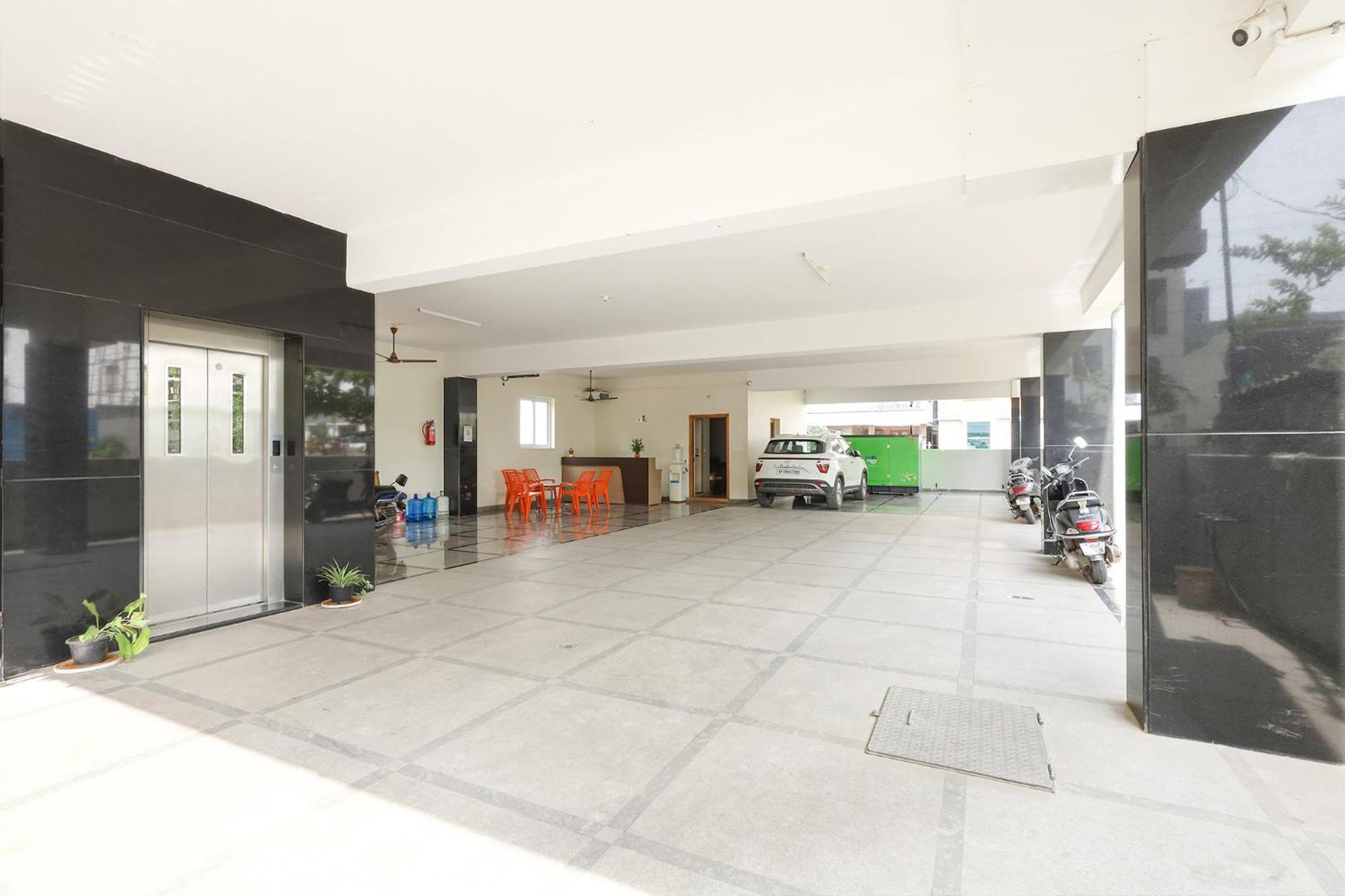 Fabhotel Karthikeya Residency - Tirupati Bus Stand - 900M Eksteriør bilde